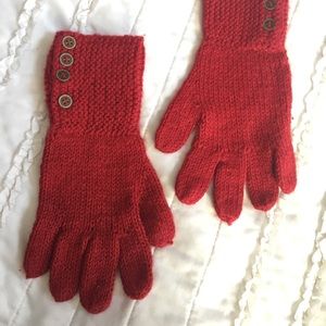 Red alpaca gloves. Handmade.